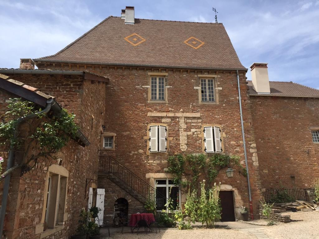 Bed and Breakfast Le Vieux Chateau Leynes Exteriér fotografie
